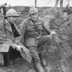 Dreharbeiten zu Paths of Glory: Stanley Kubrick und Kirk Douglas